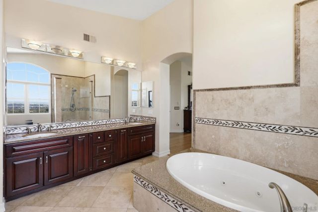 454 Acero Pl, Chula Vista, CA 91910