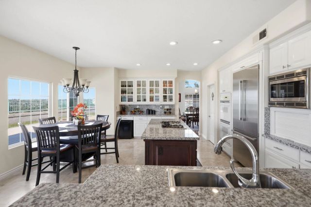 454 Acero Pl, Chula Vista, CA 91910