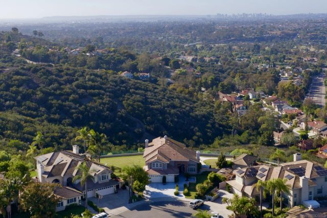 454 Acero Pl, Chula Vista, CA 91910