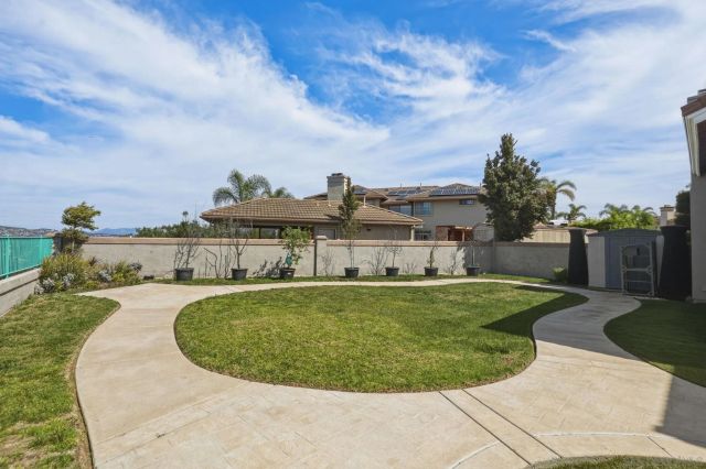454 Acero Pl, Chula Vista, CA 91910