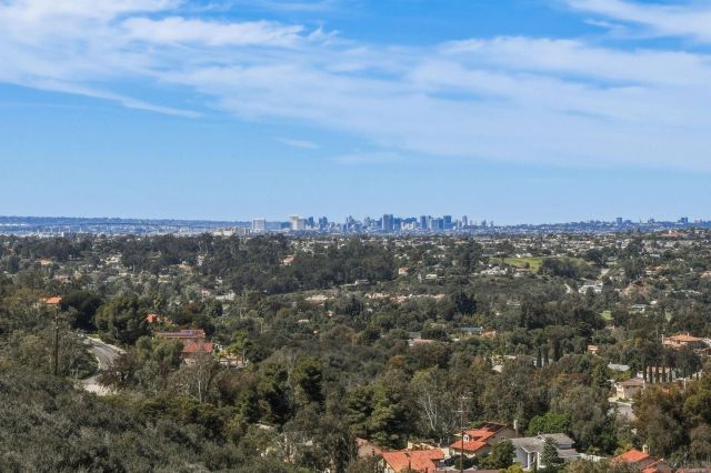 454 Acero Pl, Chula Vista, CA 91910