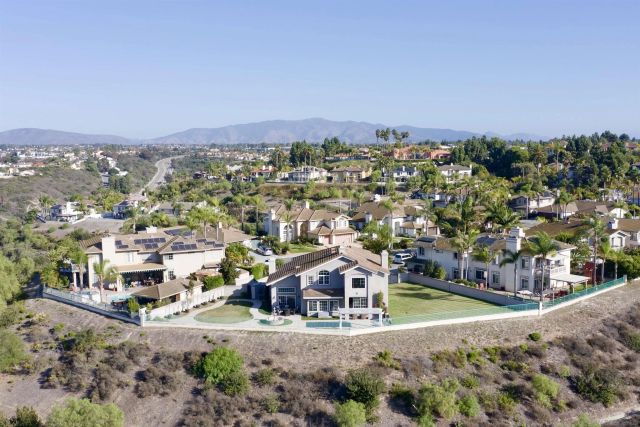 454 Acero Pl, Chula Vista, CA 91910