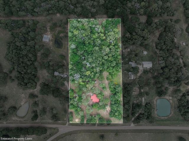1393 County Road 2103, Weimar, TX 78962