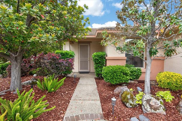 2775 Eagles Peak Ln, Lincoln, CA 95648