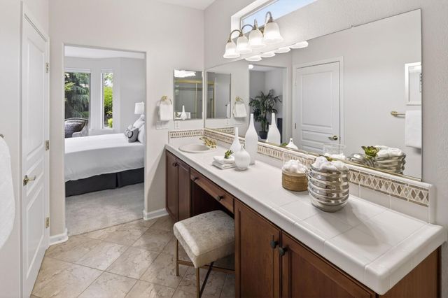 2775 Eagles Peak Ln, Lincoln, CA 95648