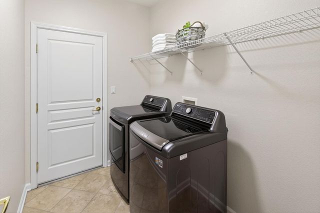 2775 Eagles Peak Ln, Lincoln, CA 95648