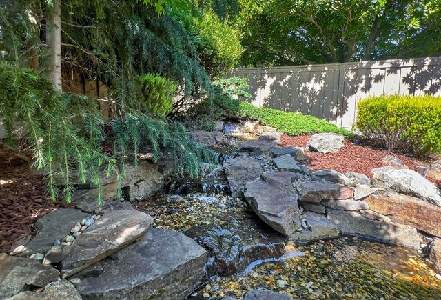 2775 Eagles Peak Ln, Lincoln, CA 95648
