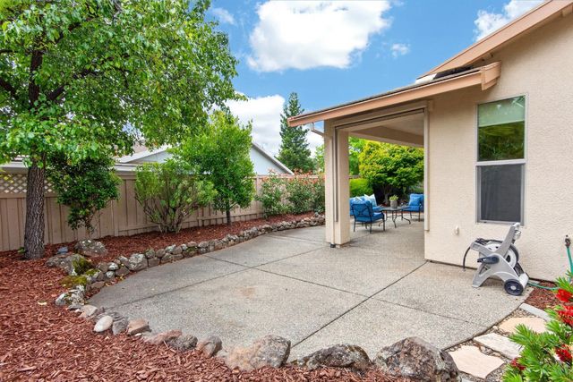 2775 Eagles Peak Ln, Lincoln, CA 95648