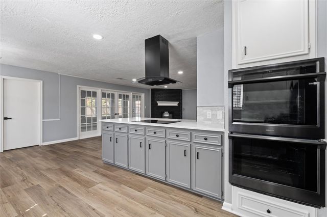 1119 Woodland Drive, El Lago, TX 77586