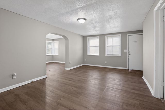 4043 CLEARPOOL CIRCLE RD, Memphis, TN 38118