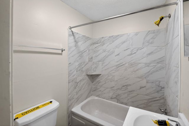 4043 CLEARPOOL CIRCLE RD, Memphis, TN 38118