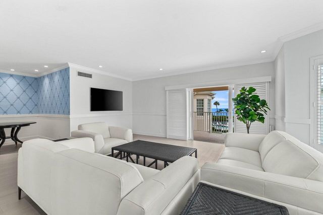 5900 Old Ocean Boulevard A10, Ocean Ridge, FL 33435