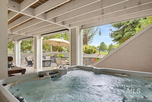 4601 W Brassie Ct, Meridian, ID 83646