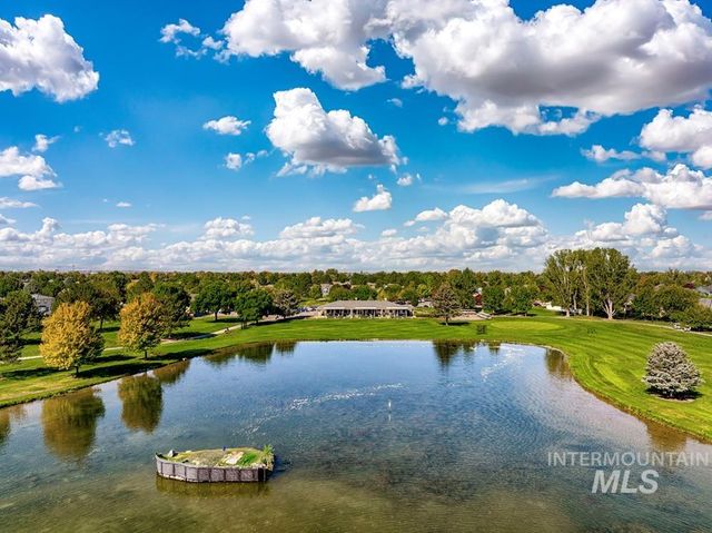 4601 W Brassie Ct, Meridian, ID 83646