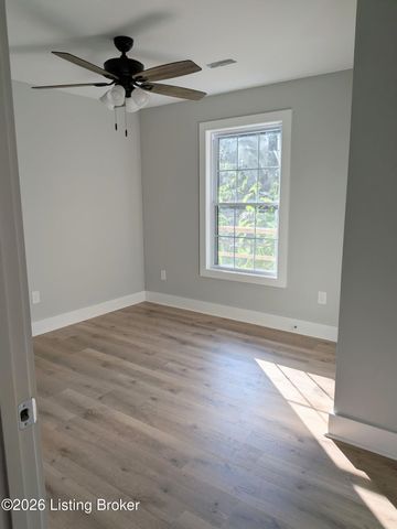 160 Harley Dr, Shepherdsville, KY 40165