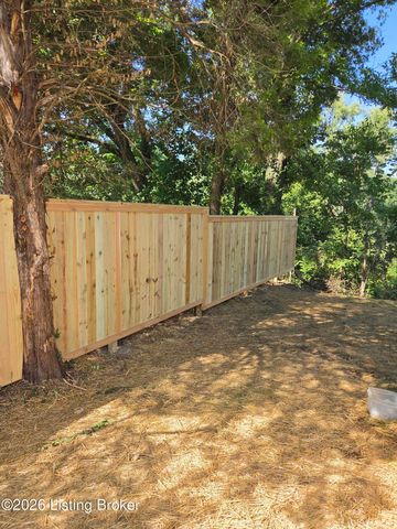 160 Harley Dr, Shepherdsville, KY 40165