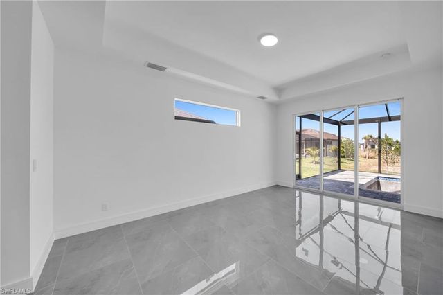 2720 NW 41st AVE, Cape Coral, FL 33993