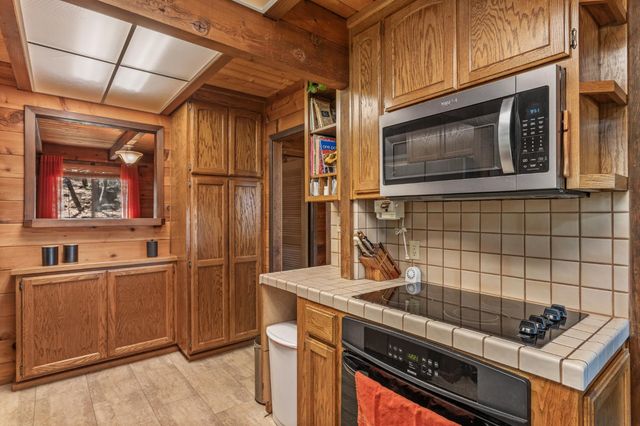 4580 Bakers Mountain Rd, Lotus, CA 95651