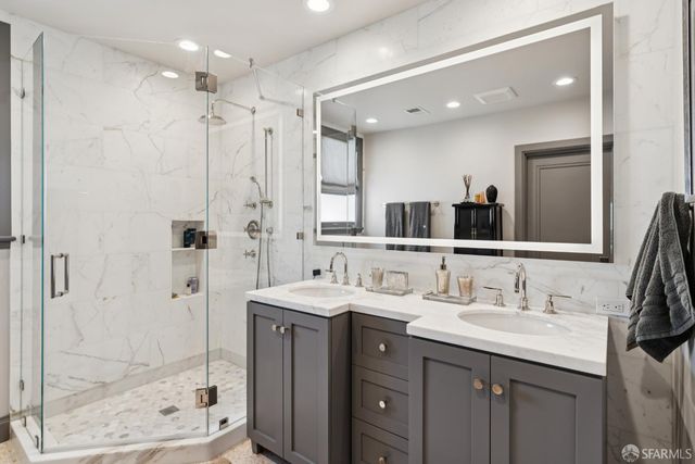 49 Sea Cliff Avenue, San Francisco, CA 94121