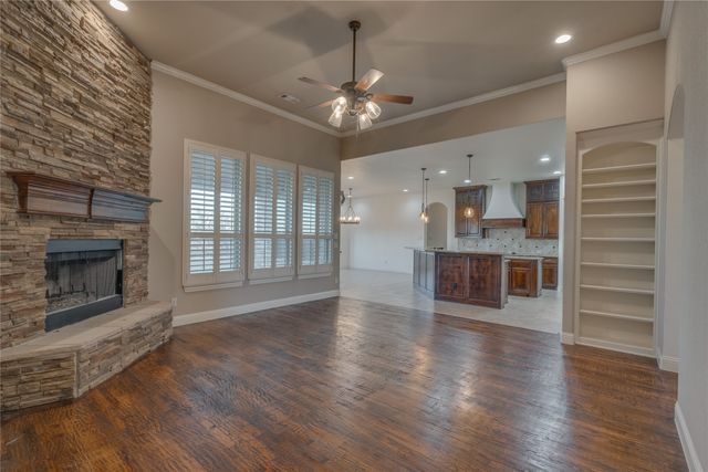 10280 Mustang Downs Drive, Fort Worth, TX 76126