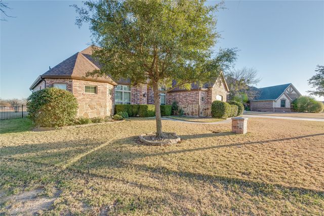 10280 Mustang Downs Drive, Fort Worth, TX 76126