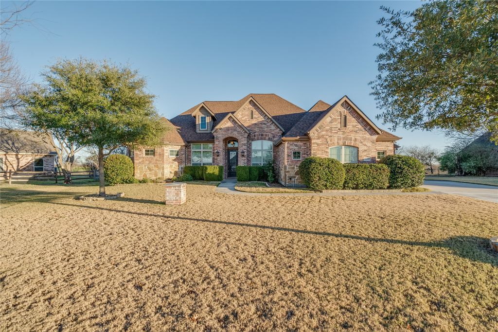 10280 Mustang Downs Drive, Fort Worth, TX 76126