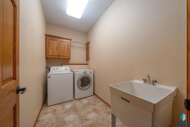 6608 S Bellwood Ave Avenue, Sioux Falls, SD 57108