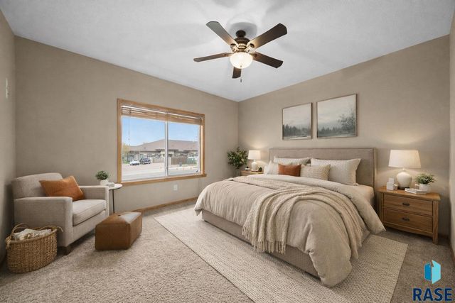 6608 S Bellwood Ave Avenue, Sioux Falls, SD 57108