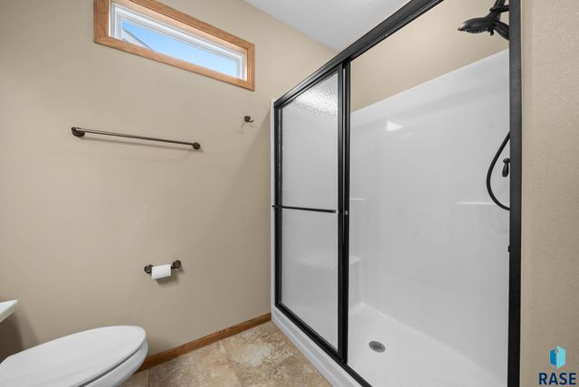 6608 S Bellwood Ave Avenue, Sioux Falls, SD 57108