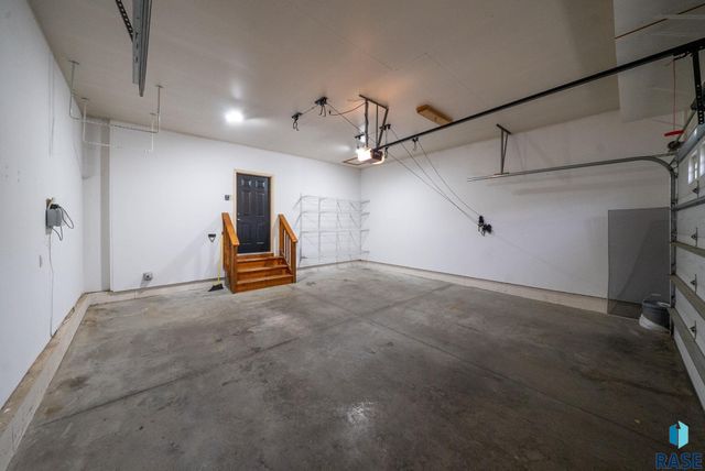 6608 S Bellwood Ave Avenue, Sioux Falls, SD 57108