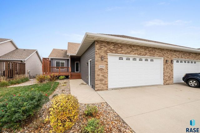 6608 S Bellwood Ave Avenue, Sioux Falls, SD 57108