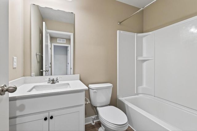 6612 Hinterland Trail, Cottage Grove, MN 55016