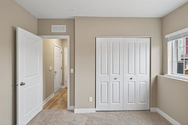 6612 Hinterland Trail, Cottage Grove, MN 55016