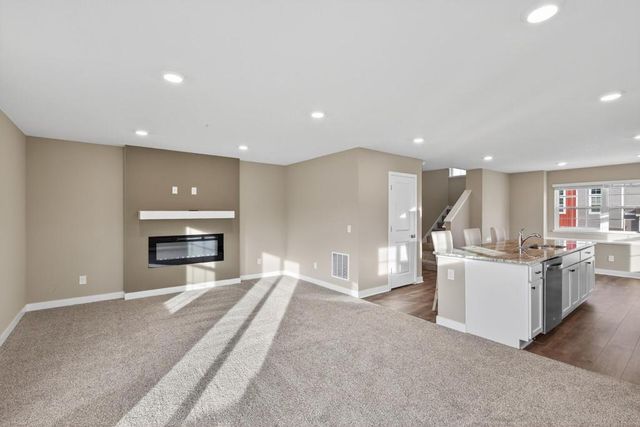 6612 Hinterland Trail, Cottage Grove, MN 55016