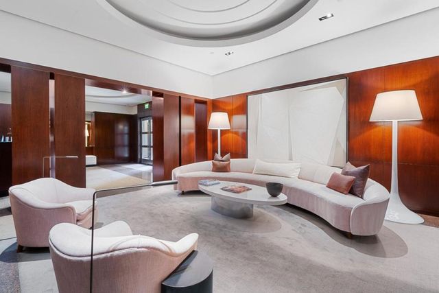 333 Bush Street 3901, San Francisco, CA 94104