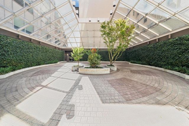 333 Bush Street 3901, San Francisco, CA 94104