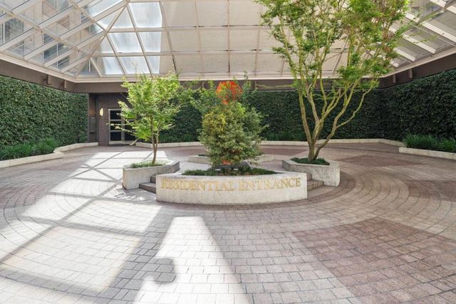 333 Bush Street 3901, San Francisco, CA 94104