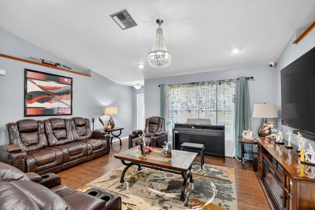 7625 Woodland Creek Lane, Lake Worth, FL 33467