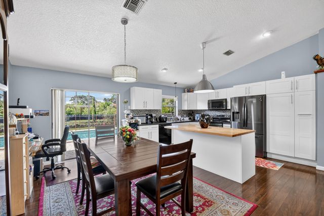 7625 Woodland Creek Lane, Lake Worth, FL 33467