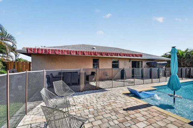 7625 Woodland Creek Lane, Lake Worth, FL 33467
