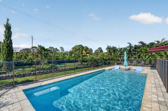 7625 Woodland Creek Lane, Lake Worth, FL 33467