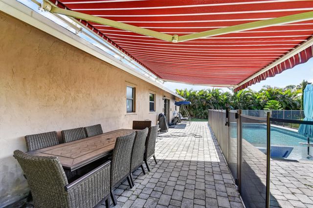 7625 Woodland Creek Lane, Lake Worth, FL 33467