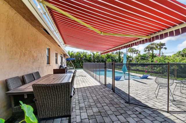 7625 Woodland Creek Lane, Lake Worth, FL 33467