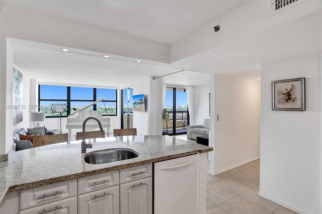 2555 Collins Avenue 1508, Miami Beach, FL 33140