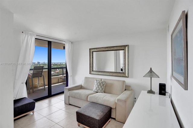 2555 Collins Avenue 1508, Miami Beach, FL 33140