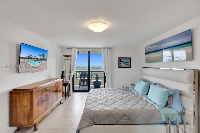 2555 Collins Avenue 1508, Miami Beach, FL 33140