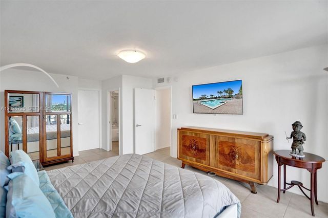2555 Collins Avenue 1508, Miami Beach, FL 33140