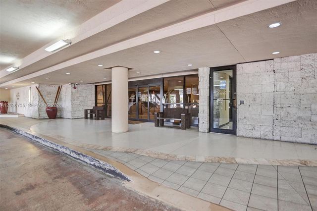 2555 Collins Avenue 1508, Miami Beach, FL 33140