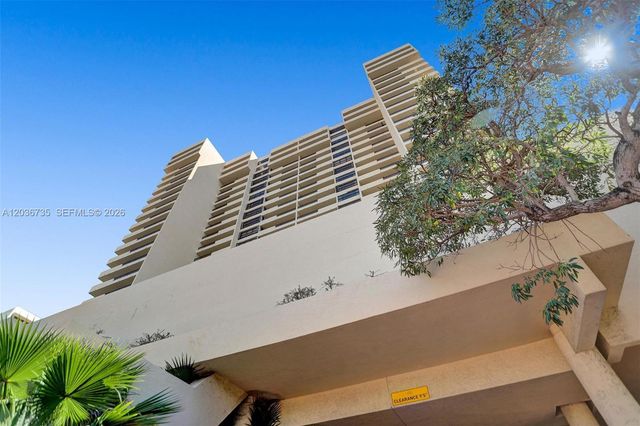 2555 Collins Avenue 1508, Miami Beach, FL 33140