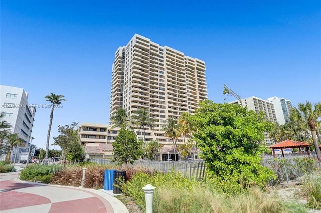 2555 Collins Avenue 1508, Miami Beach, FL 33140